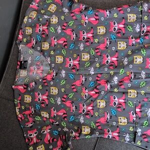 Zoe + Chloe Scrub Top Wildlife Print